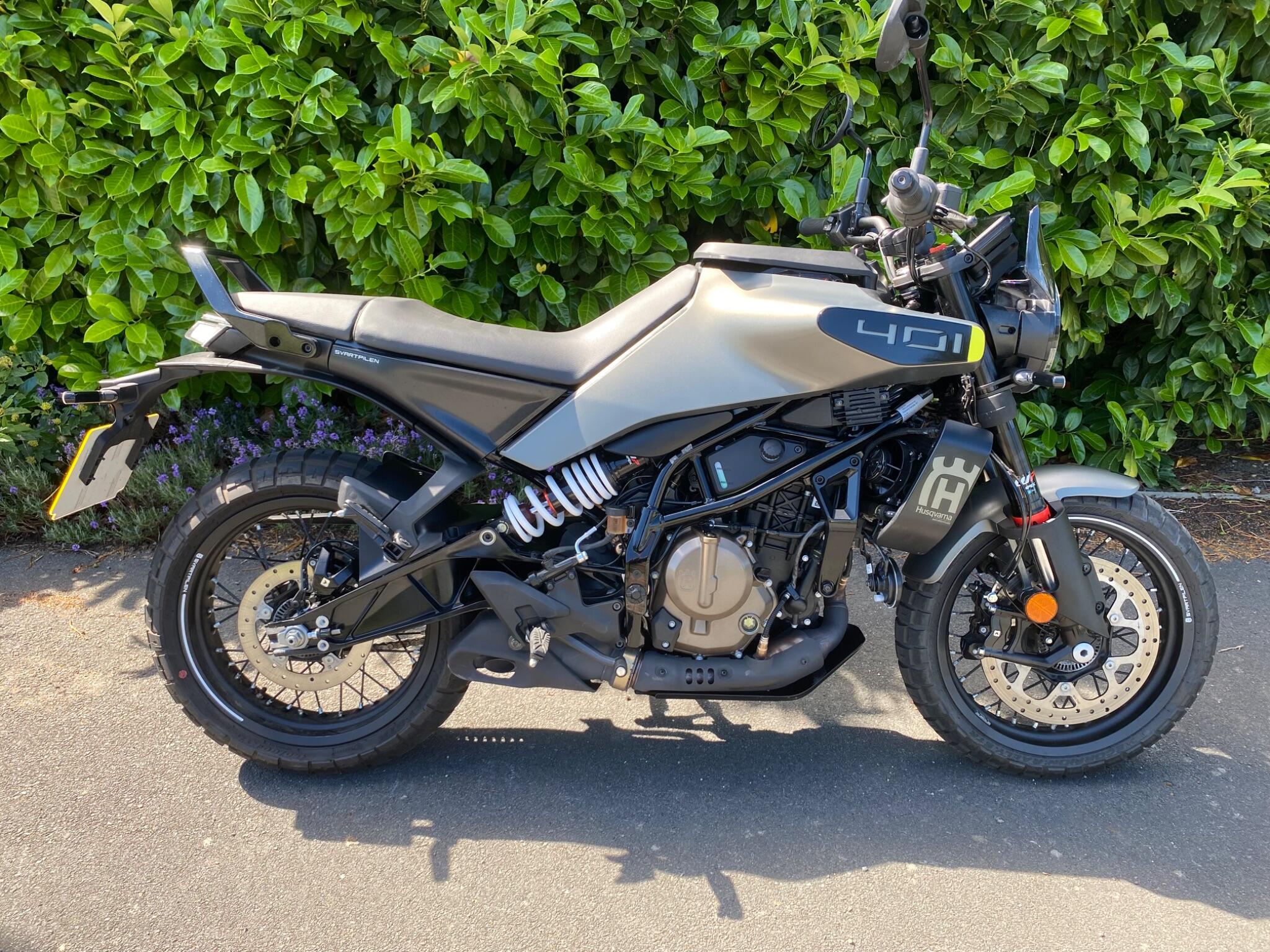 2024 24 Reg Husqvarna Svartpilen 401